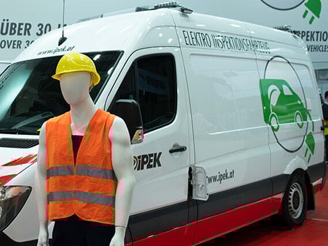 & SERVICENETZWERKES